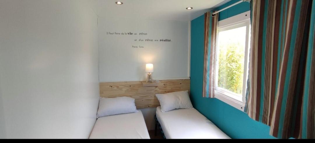 Bungalow Au Pied Du Luberon Saint-Martin-de-la-Brasque ภายนอก รูปภาพ
